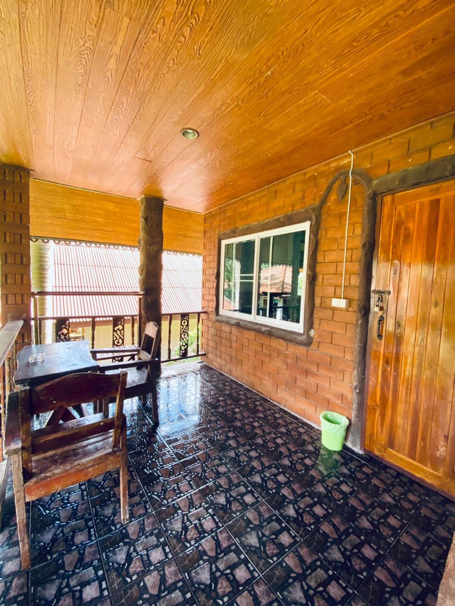 Khao Sok Nung House Otel Khao Sok National Park Dış mekan fotoğraf