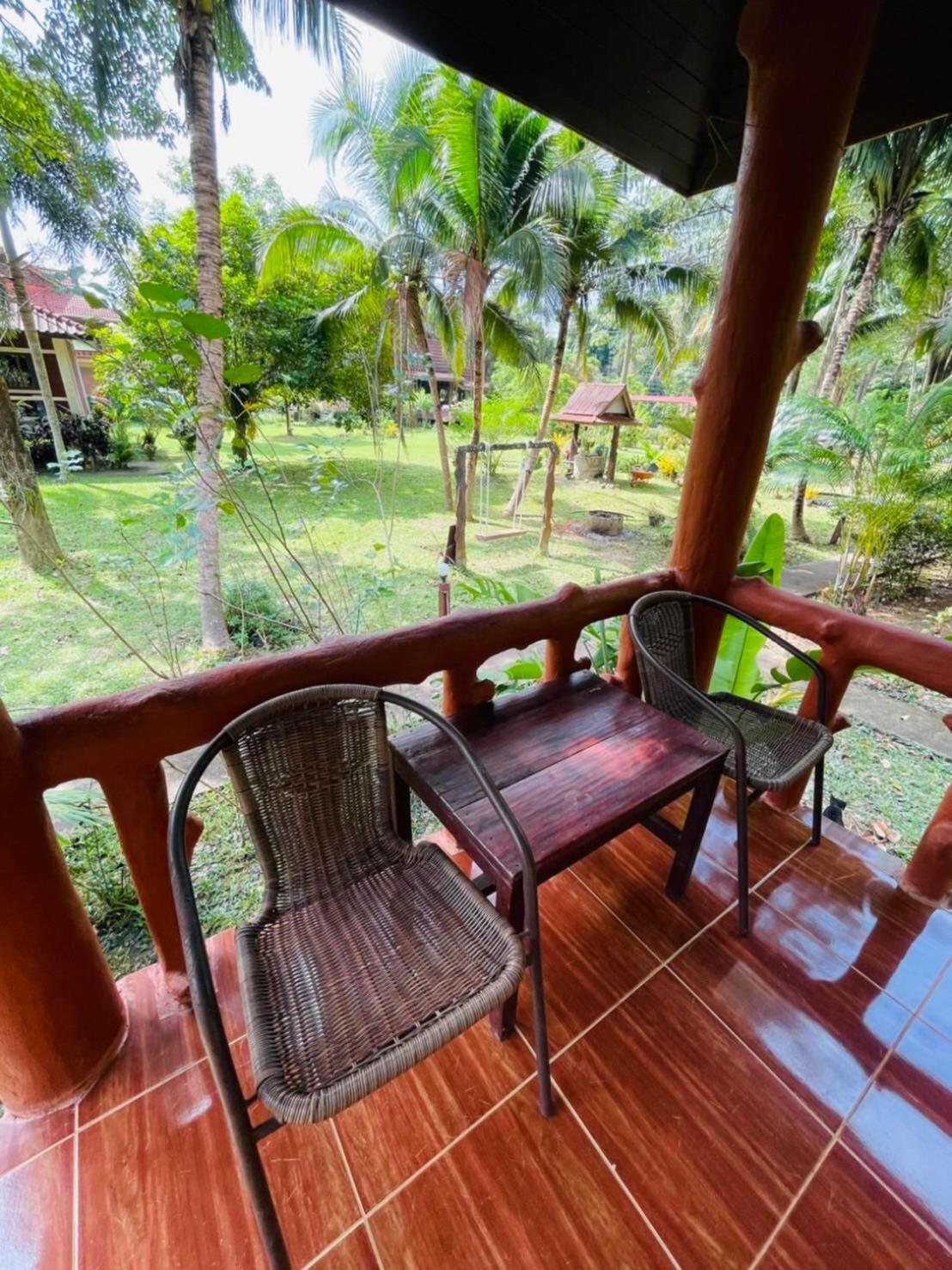 Khao Sok Nung House Otel Khao Sok National Park Dış mekan fotoğraf