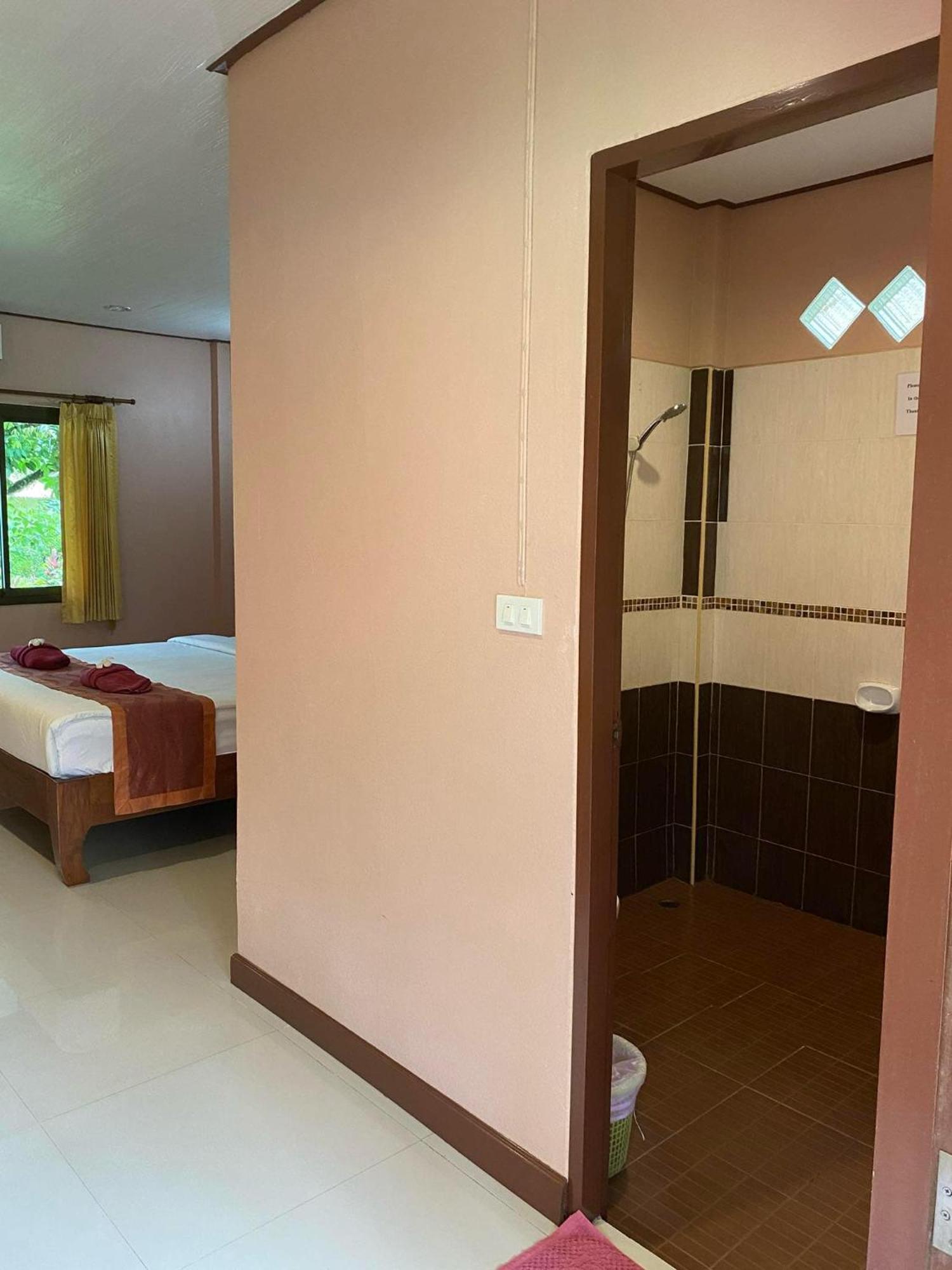 Khao Sok Nung House Otel Khao Sok National Park Dış mekan fotoğraf