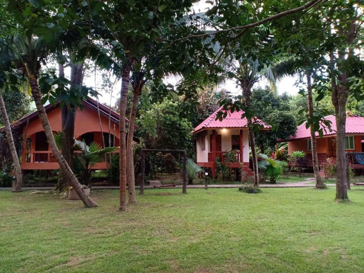 Khao Sok Nung House Otel Khao Sok National Park Dış mekan fotoğraf