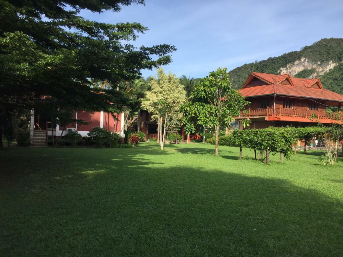 Khao Sok Nung House Otel Khao Sok National Park Dış mekan fotoğraf